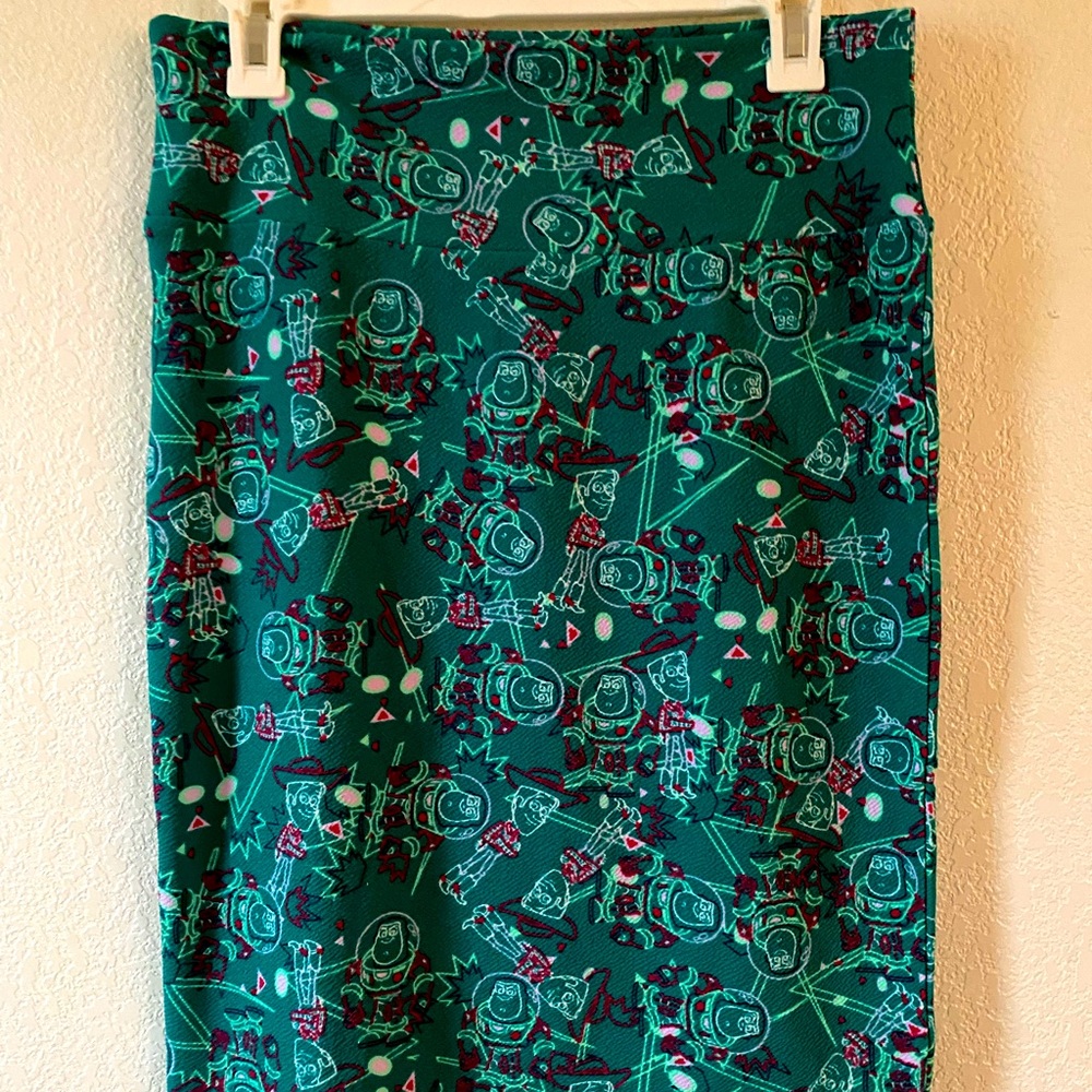 Unicorn LuLaRoe Toy Story Skirt Size M